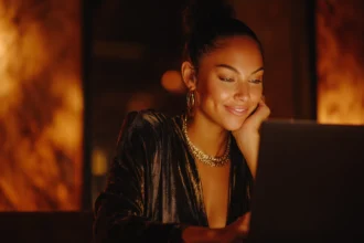 How conversations with strangers change our thinking